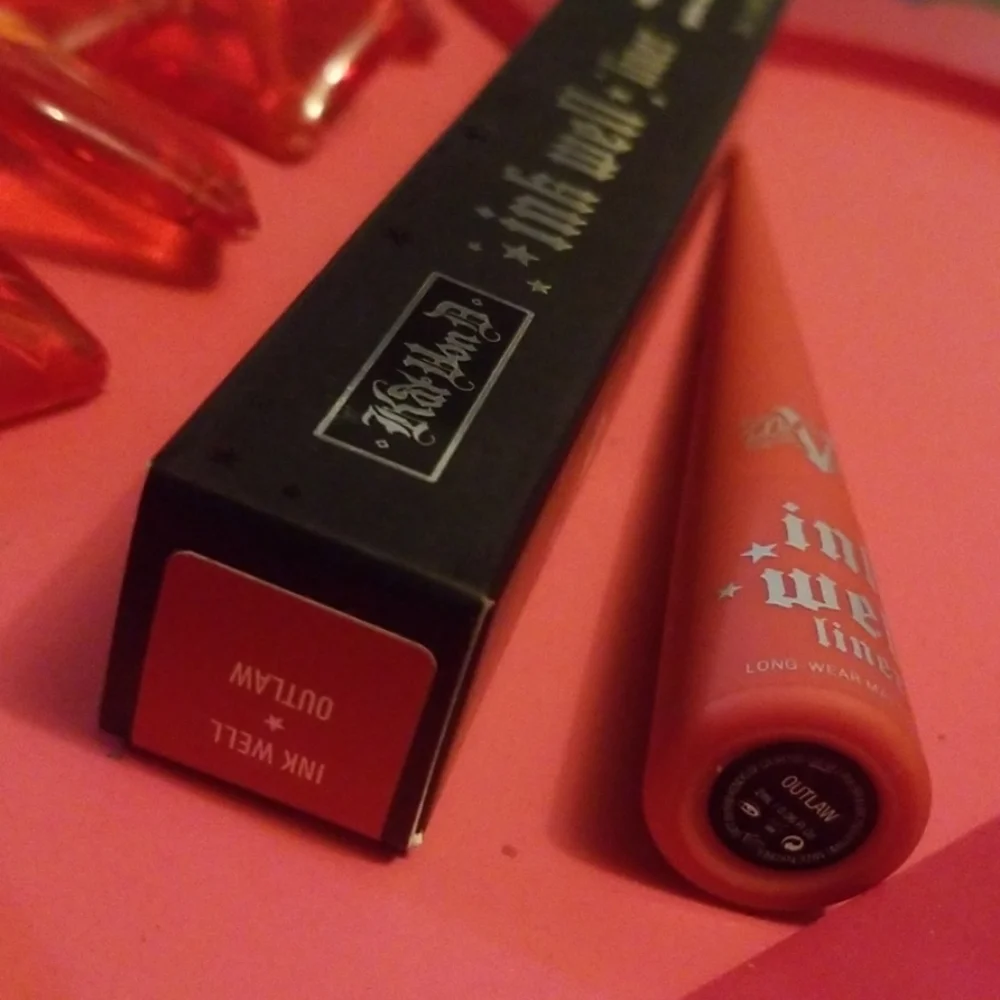 🌟HP🌟❇️🧚‍♀️OUTLAW Kat Von D DISCONTINUED Ink Well Liquid Eyeliner NWT
